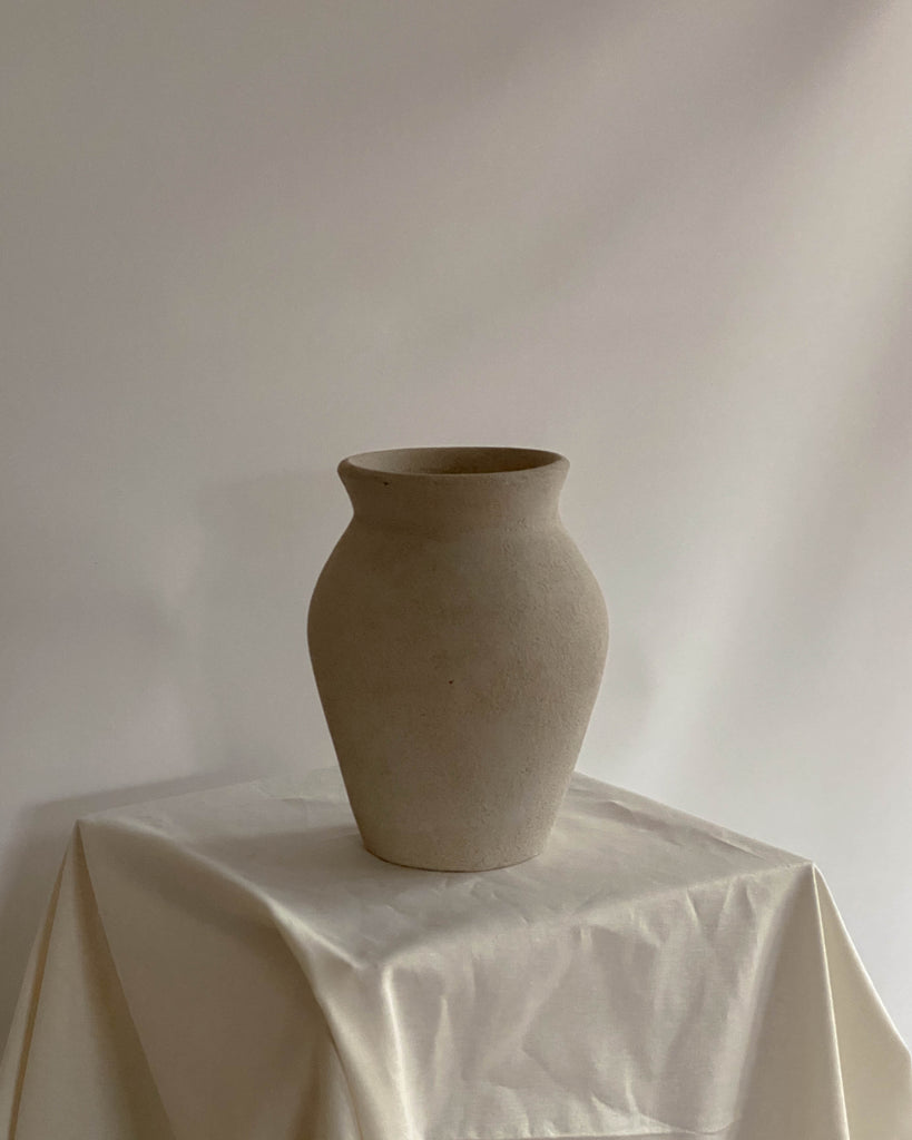 Nima Vase