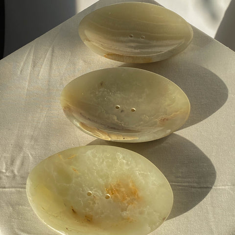 Elena Onyx Dishes